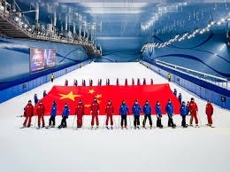 [田径]秦伟搏、刘俊茜晋级男子60米栏半决赛